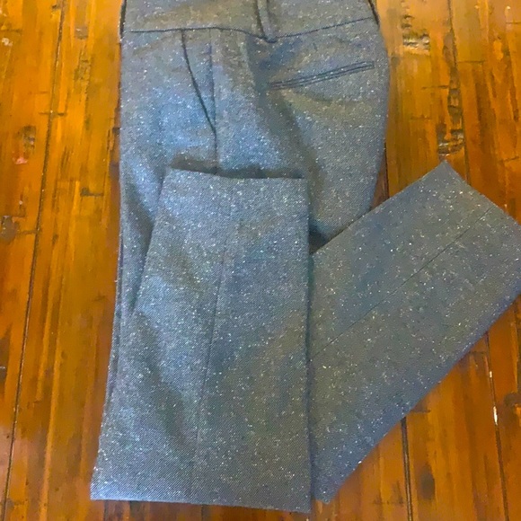 Ann Taylor cropped pants and charcoal size 00P - Picture 1 of 5